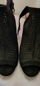 Antonio Melani heeled sandal